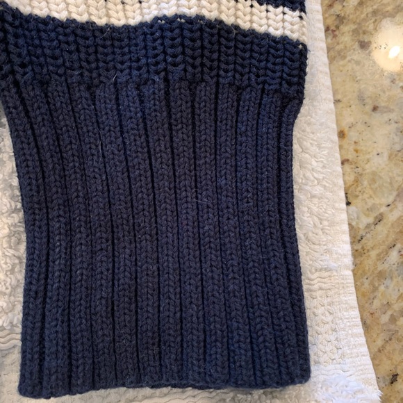 J Crew Woman’s 100% Cotton Boatneck Sweater. Size Medium. Gently Used. - Picture 9 of 12